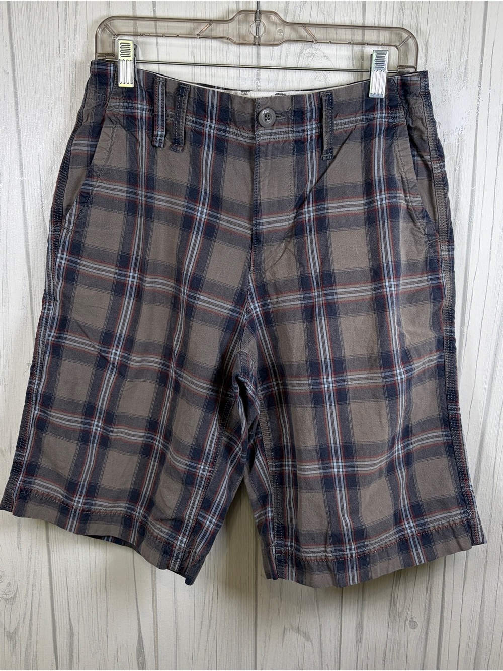 URBAN PIPELINE Men’s Plaid Cotton Grey Shorts, Size 32